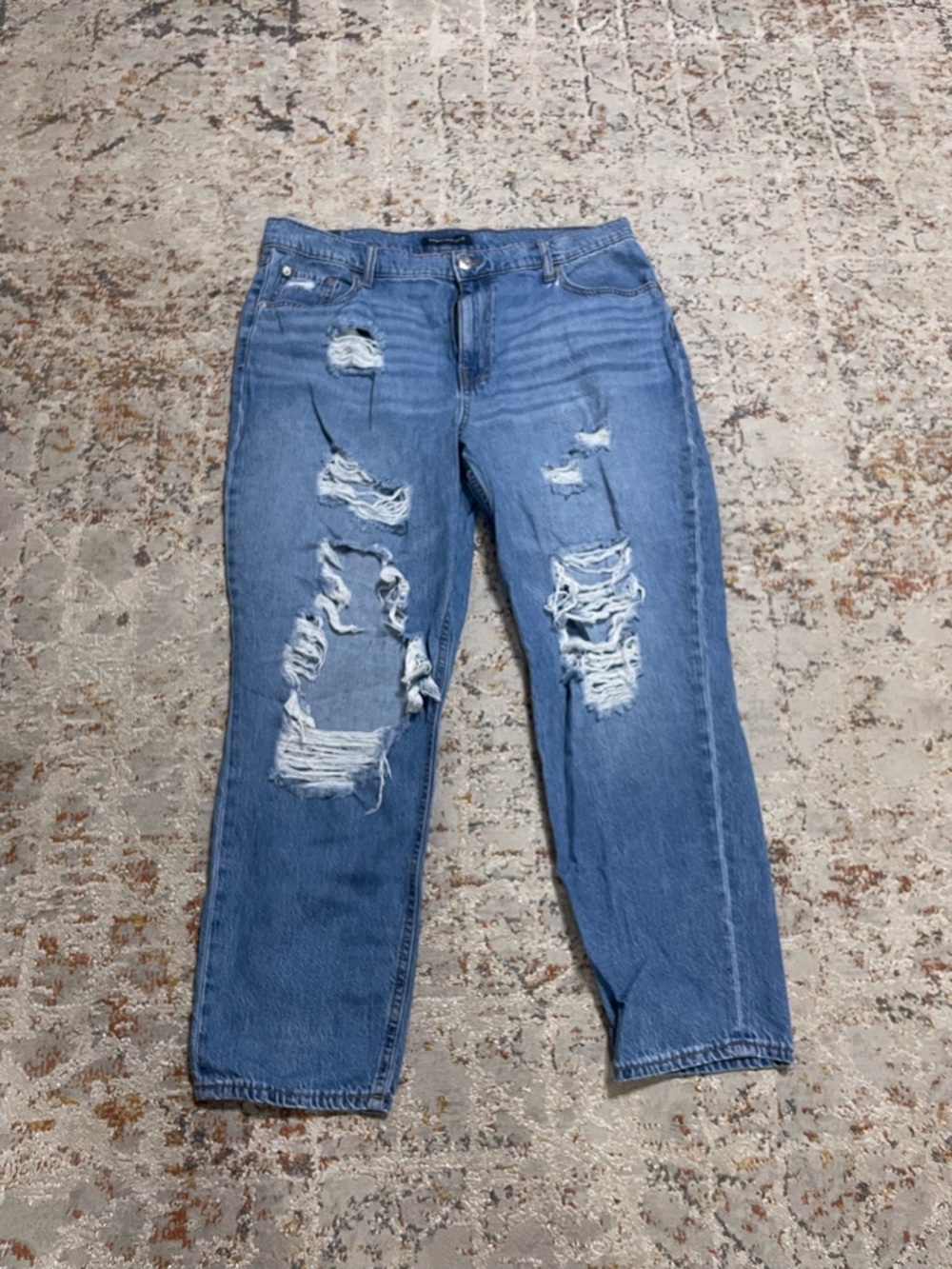 Aeropostale distressed mom jeans size 16